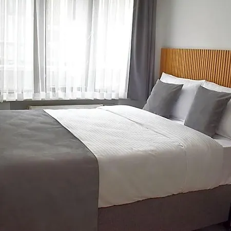 Vera Taksim 3*